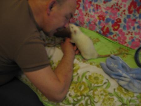 COUCOU PAPY LOL .
